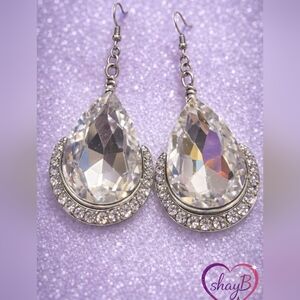 Paparazzi Silver Teardrop Crystal Earrings